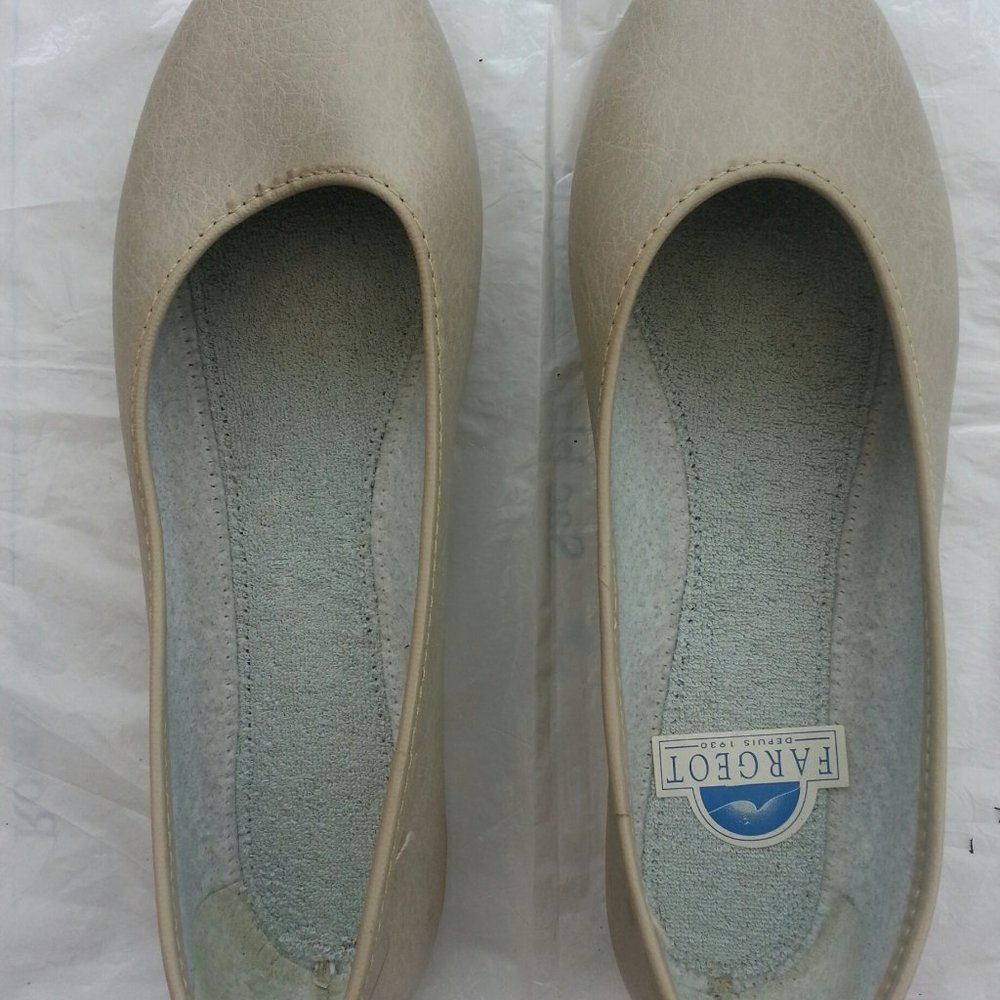 Size 38 UK 4.5-5 Fargeot Depuis soft comfortable close toe flat ladies new shoes